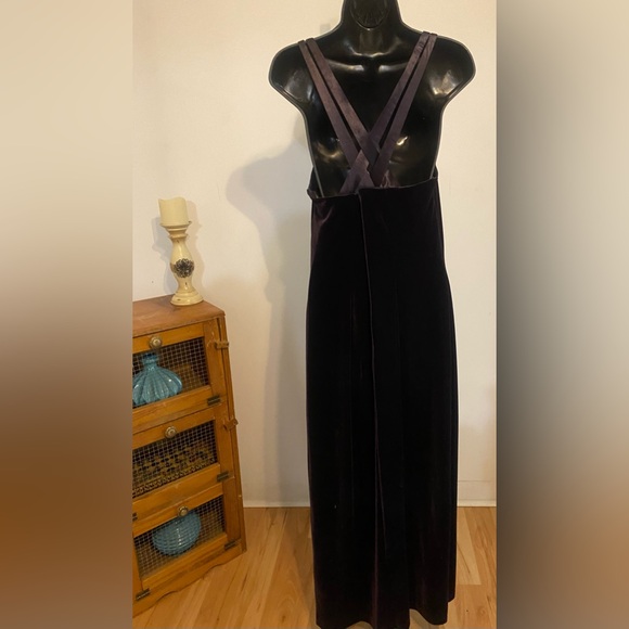 👗➕CDC Caren Desire’e Company Velvet Criss-Cross Back Maxi Dress. Sz 14 - Picture 3 of 10